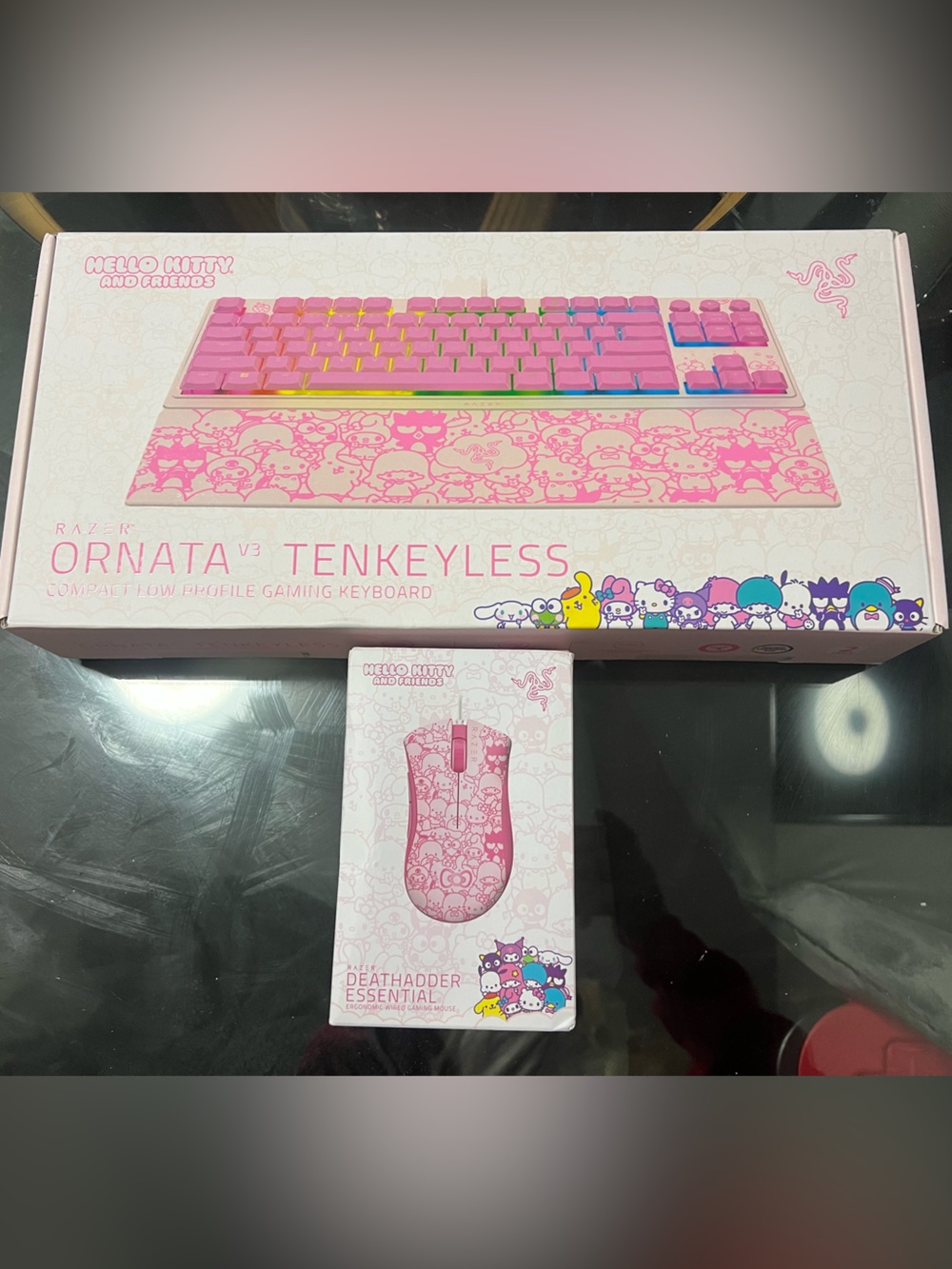 Razer gaming Hello Kitty & friends Ornata V2 Tenkeyless Keyboard & Mouse set